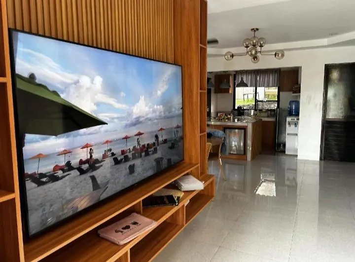Riverduplex - Luxury Duplex At A Fair Price 다우이스 0*,  필리핀
